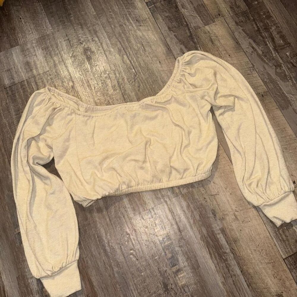 Lumiere Tan Long Sleeve Cropped Knit Top Size Small